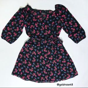 Reformation Eveleigh wrap dress in Brittany pattern